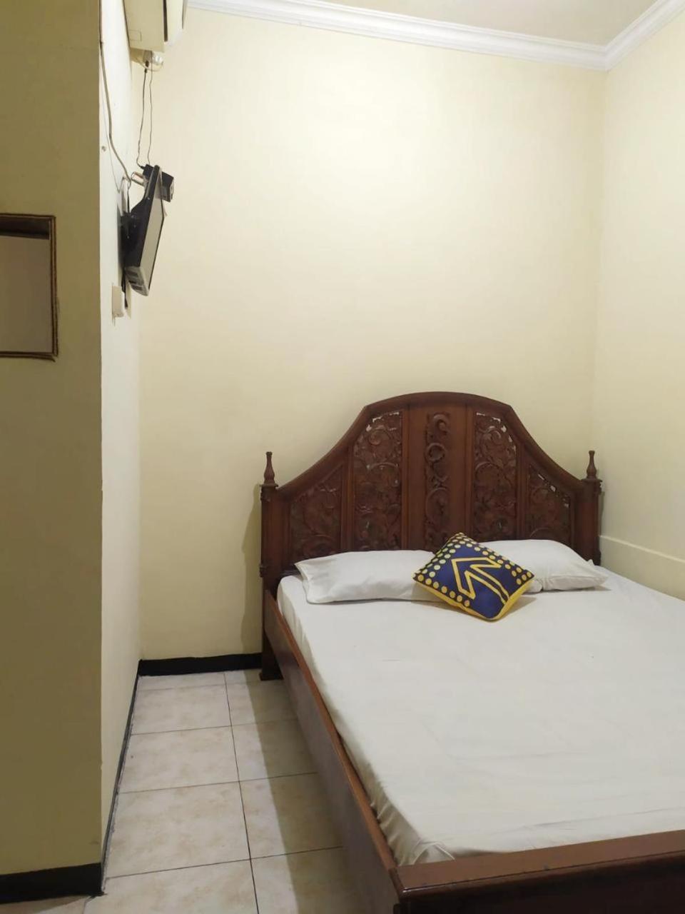 Sawojajar Inn Ngadipuro Buitenkant foto