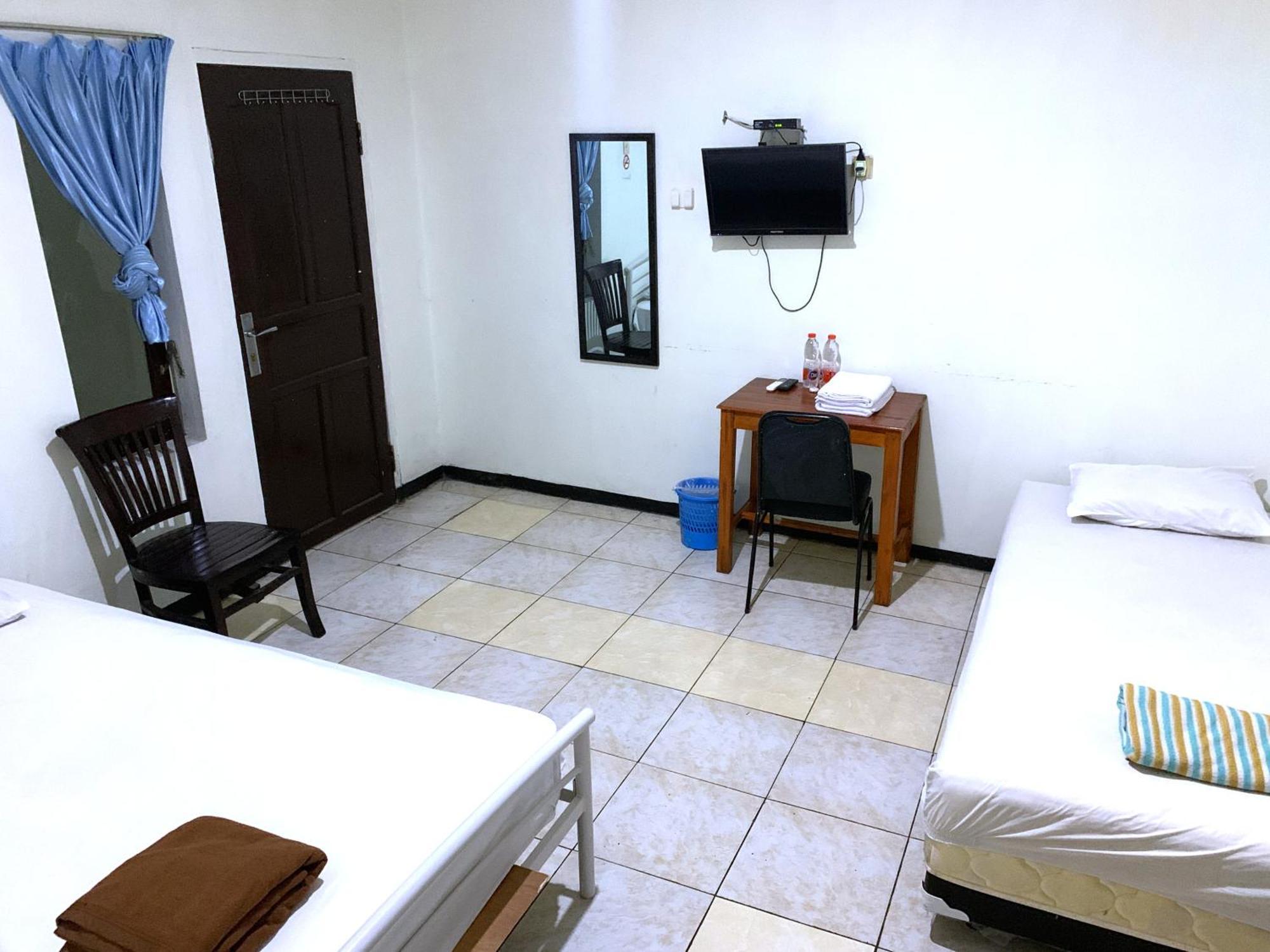 Sawojajar Inn Ngadipuro Buitenkant foto